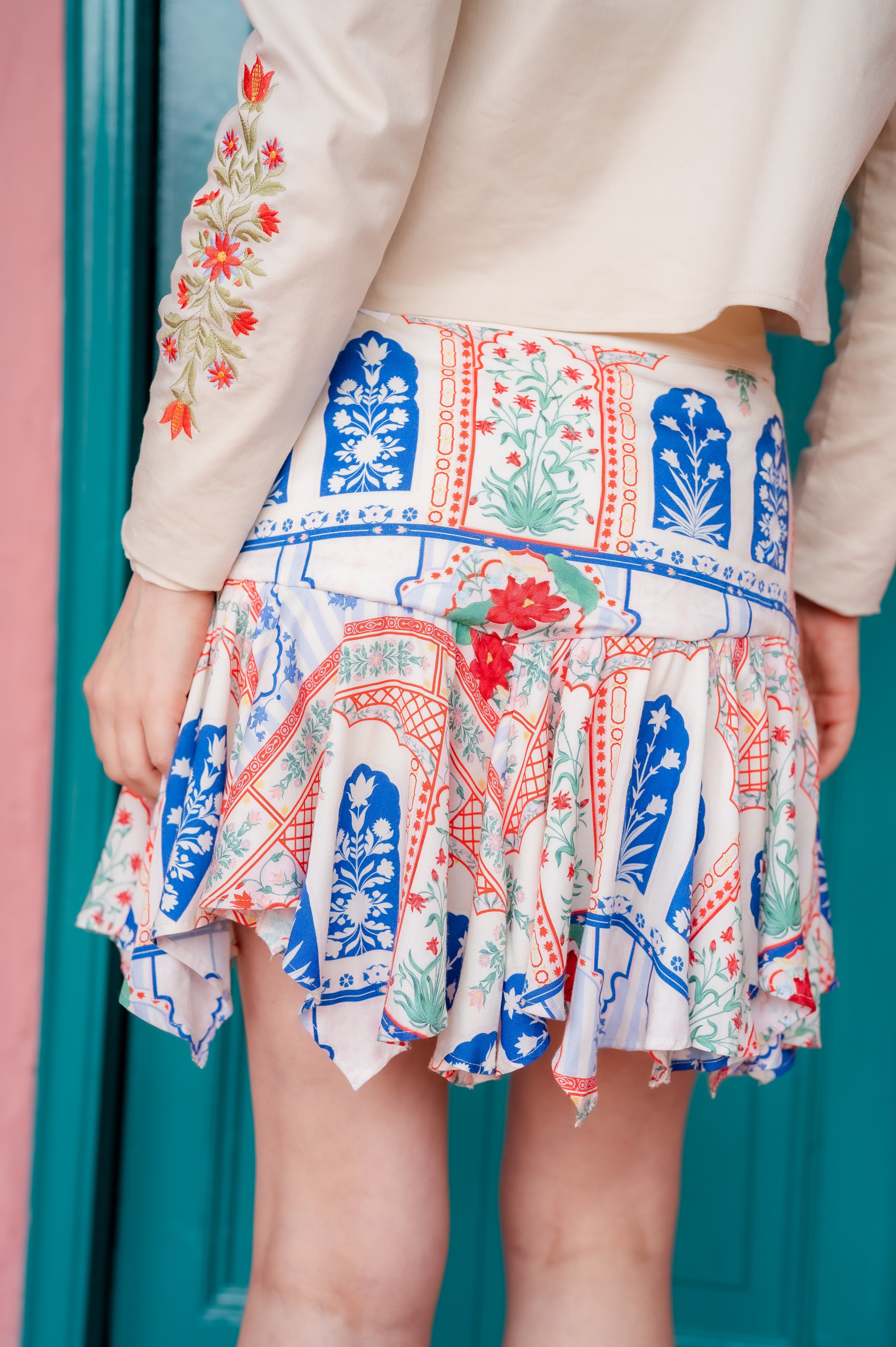 FALDA ARABESQUE