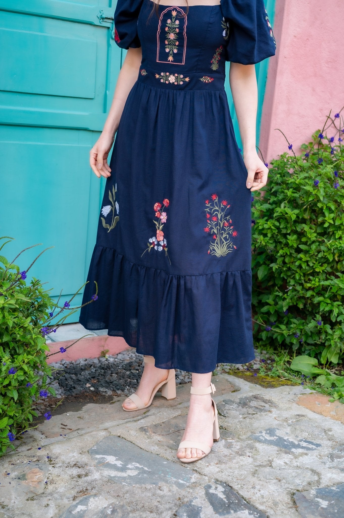 GANESHA EMBROIDERY MAXI DRESS - Rosa Pistacho