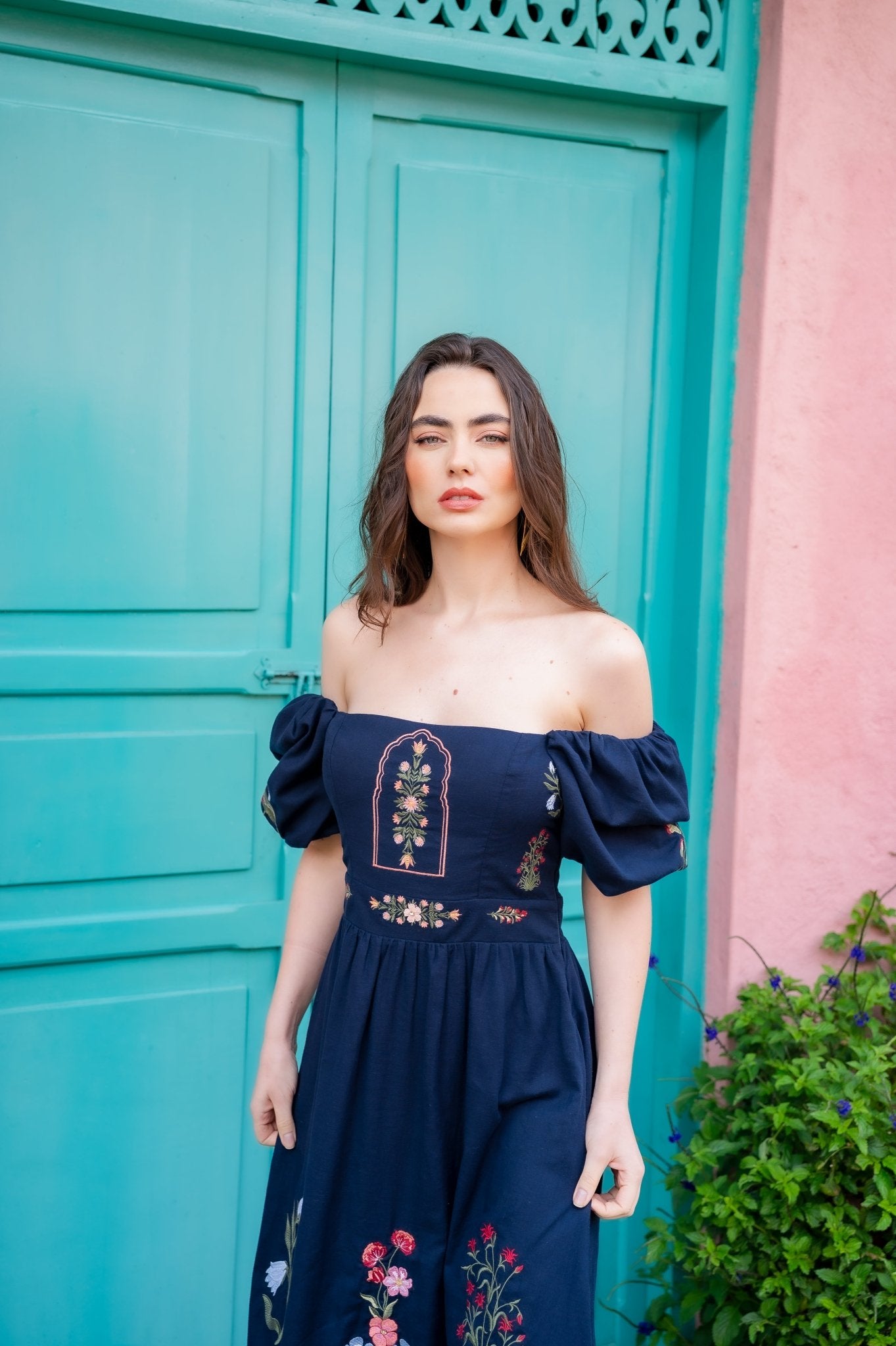 GANESHA EMBROIDERY MAXI DRESS - Rosa Pistacho