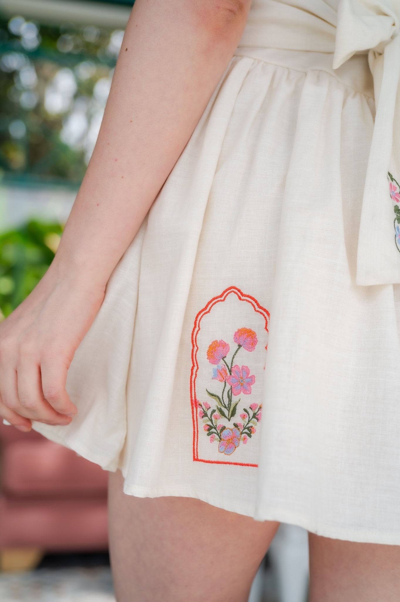 LOTO EMBROIDERY MINI DRESS - Rosa Pistacho