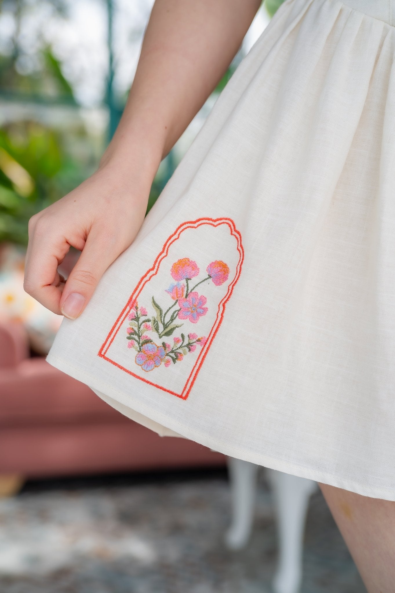 LOTO EMBROIDERY MINI DRESS - Rosa Pistacho