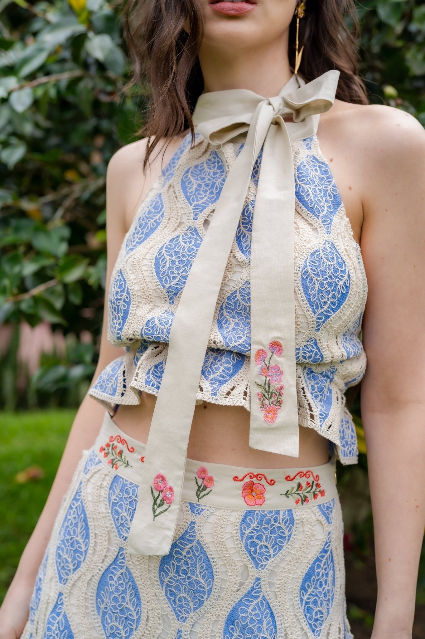 TOP ANANDA EMBROIDERED - Rosa Pistacho