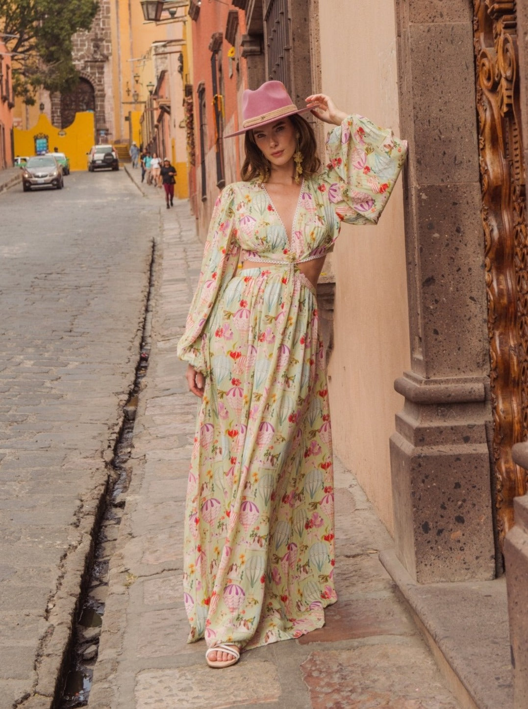 ROYAL BALLOONS MAXI DRESS - Rosa Pistacho