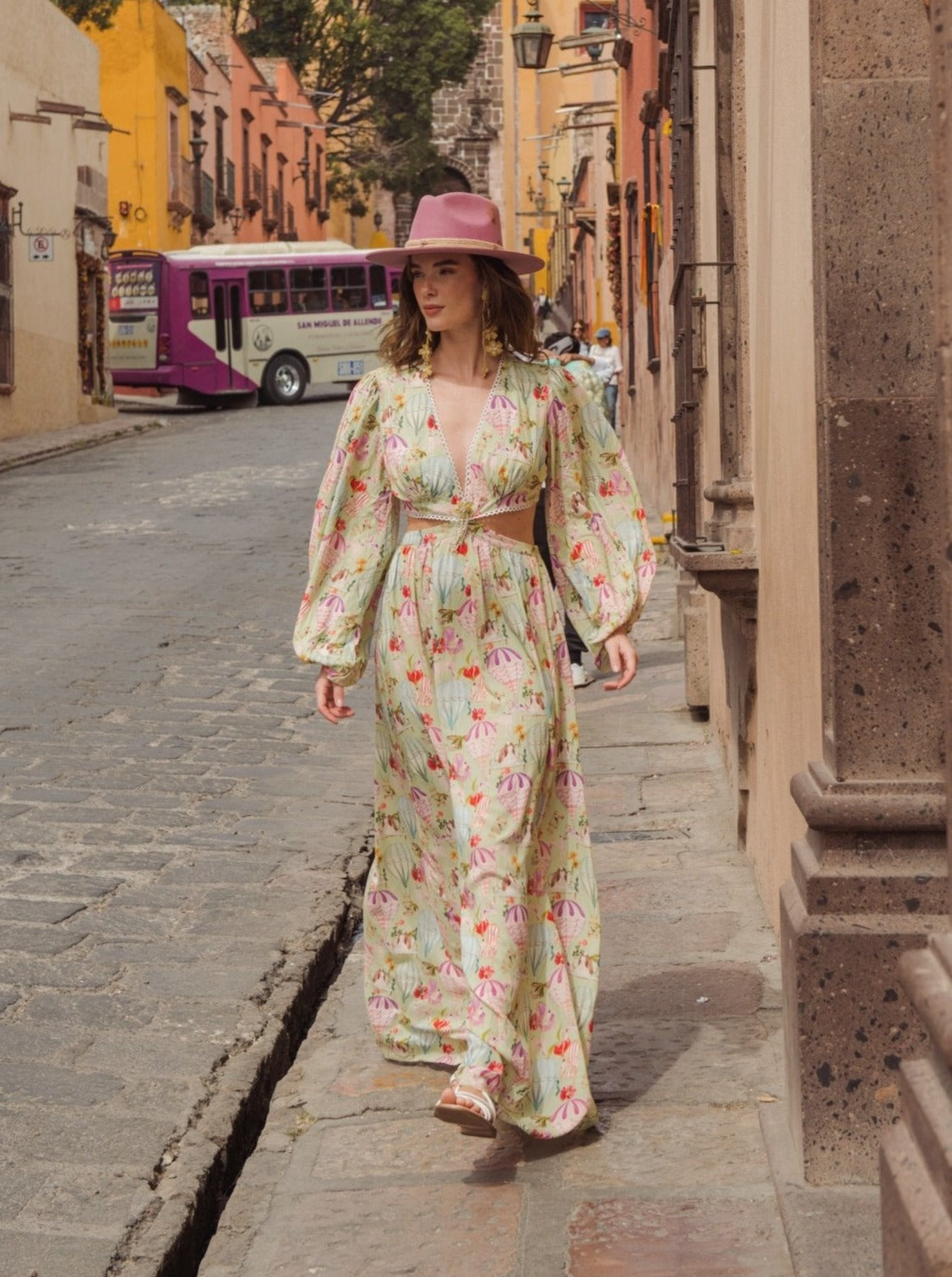 ROYAL BALLOONS MAXI DRESS - Rosa Pistacho